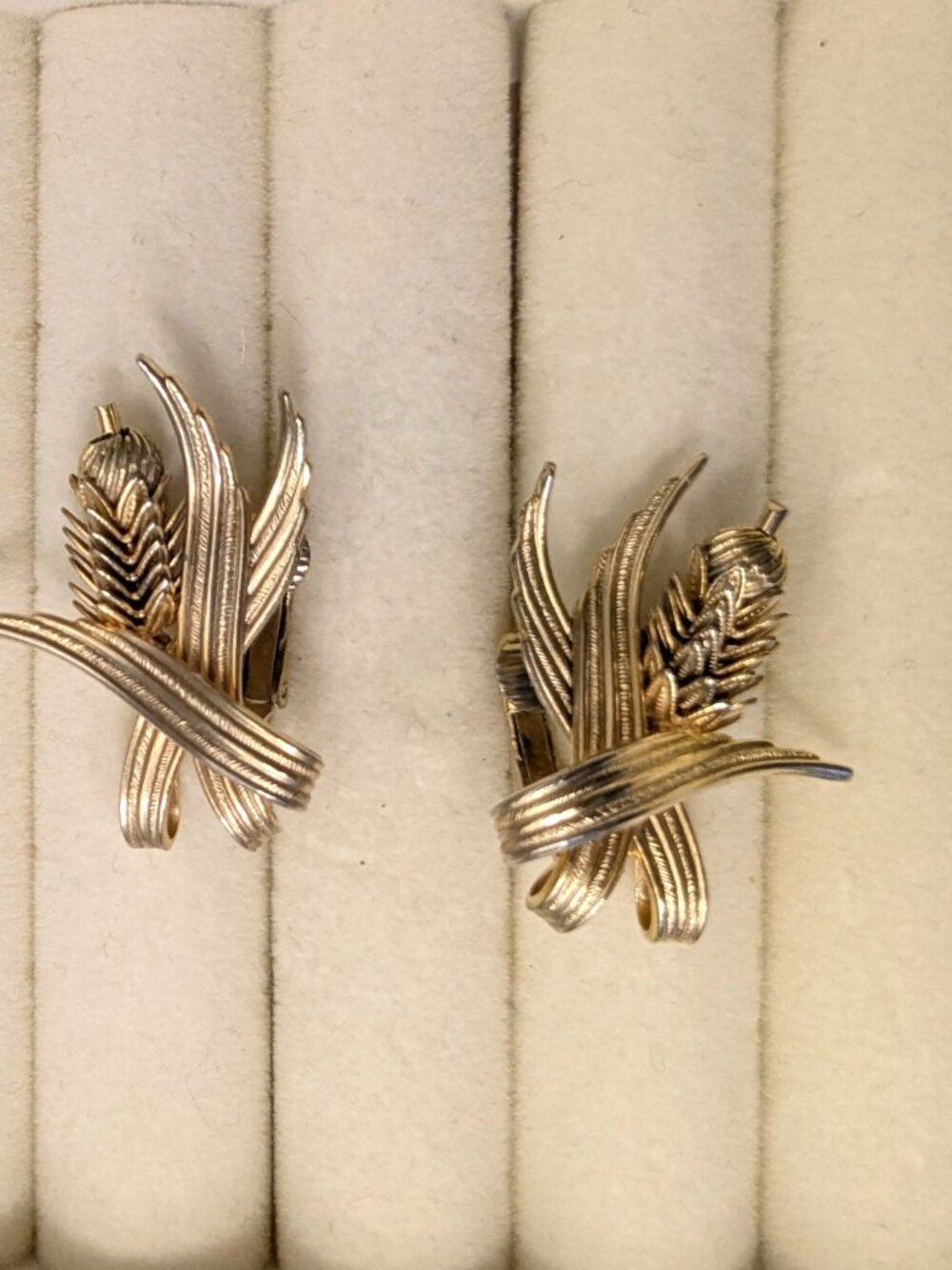 Vintage Cat O' Nine Tail Clip On Earrings